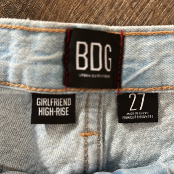 BDG -Urban Outfitters Cut off shorts - Picture 5 of 10